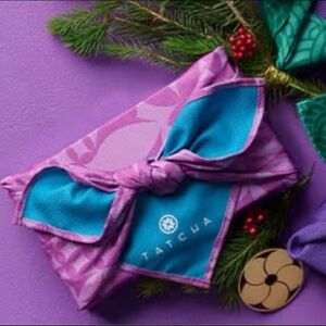 NWT Tatcha Japanese Furoshiki Cloth Gift Fabric Wrap